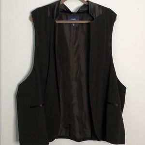Eloquii vest Black size 22